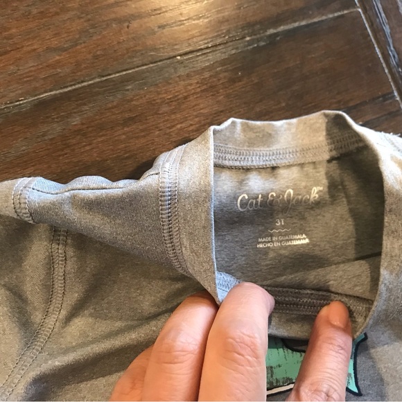 Two 3T Toddler Rash guards - Picture 2 of 3